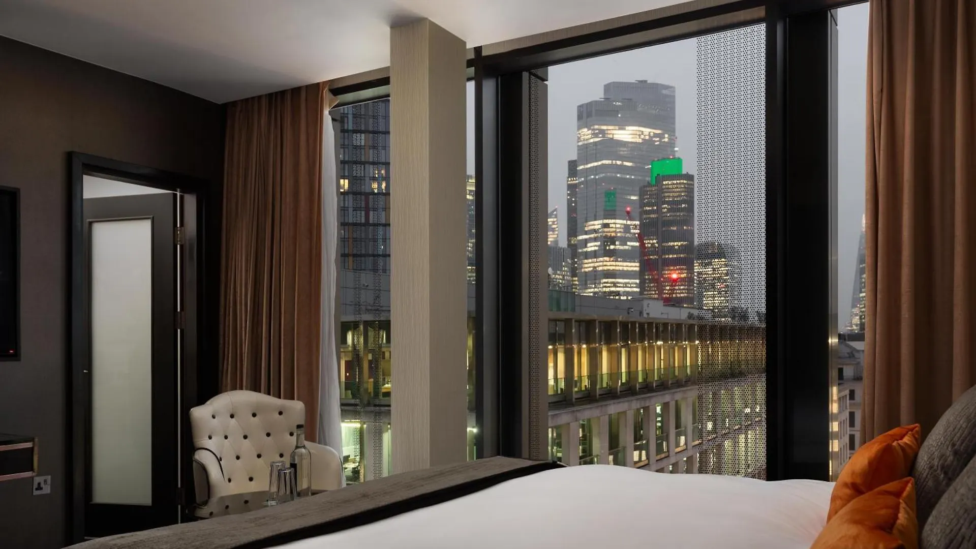 Montcalm Royal London House, London City Hotel