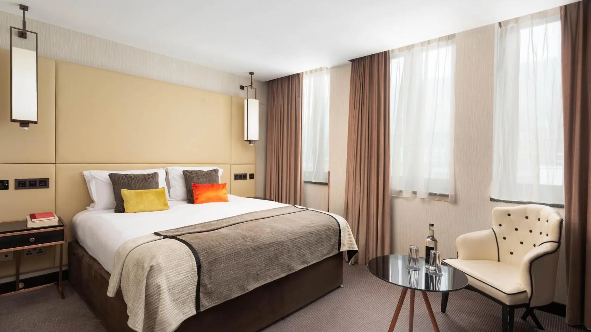 Montcalm Royal London House, London City