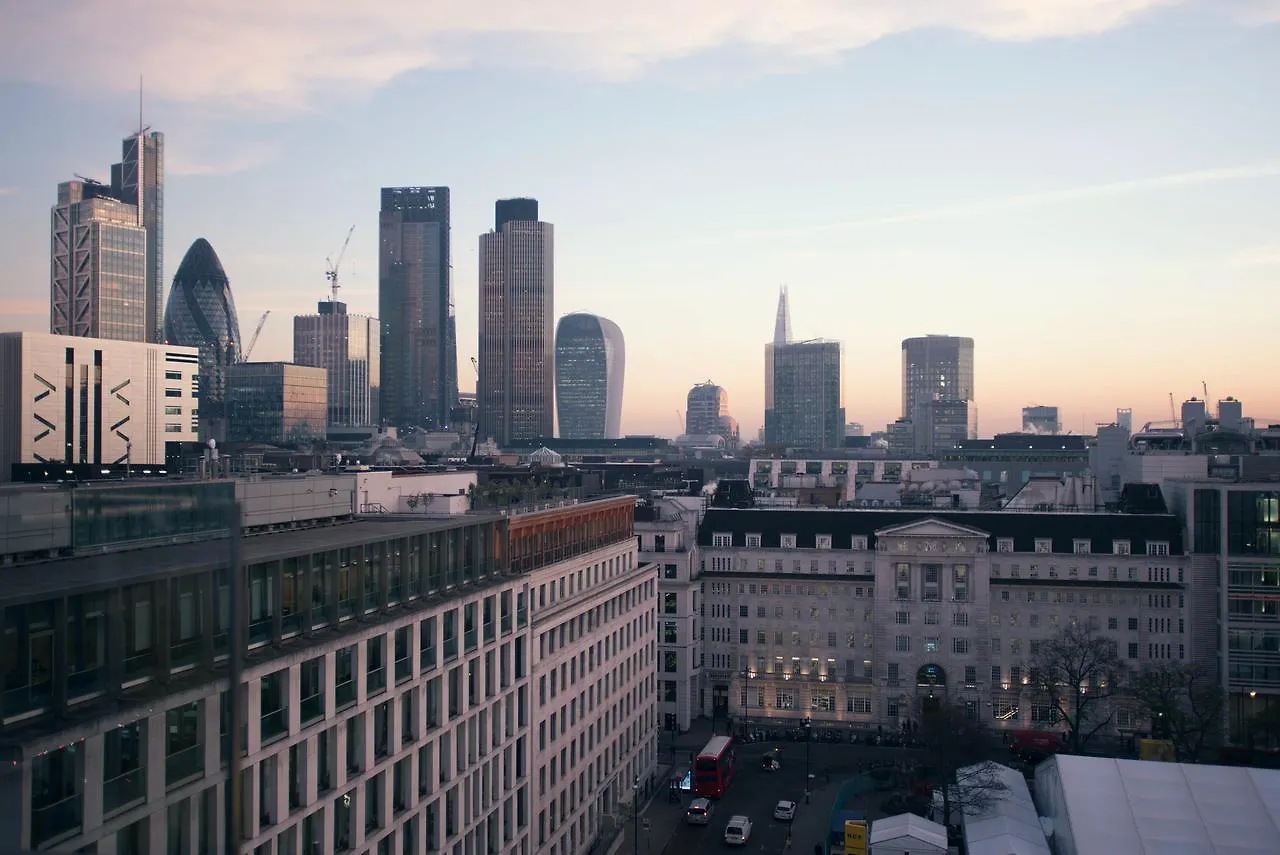 Montcalm Royal London House, London City 5*,